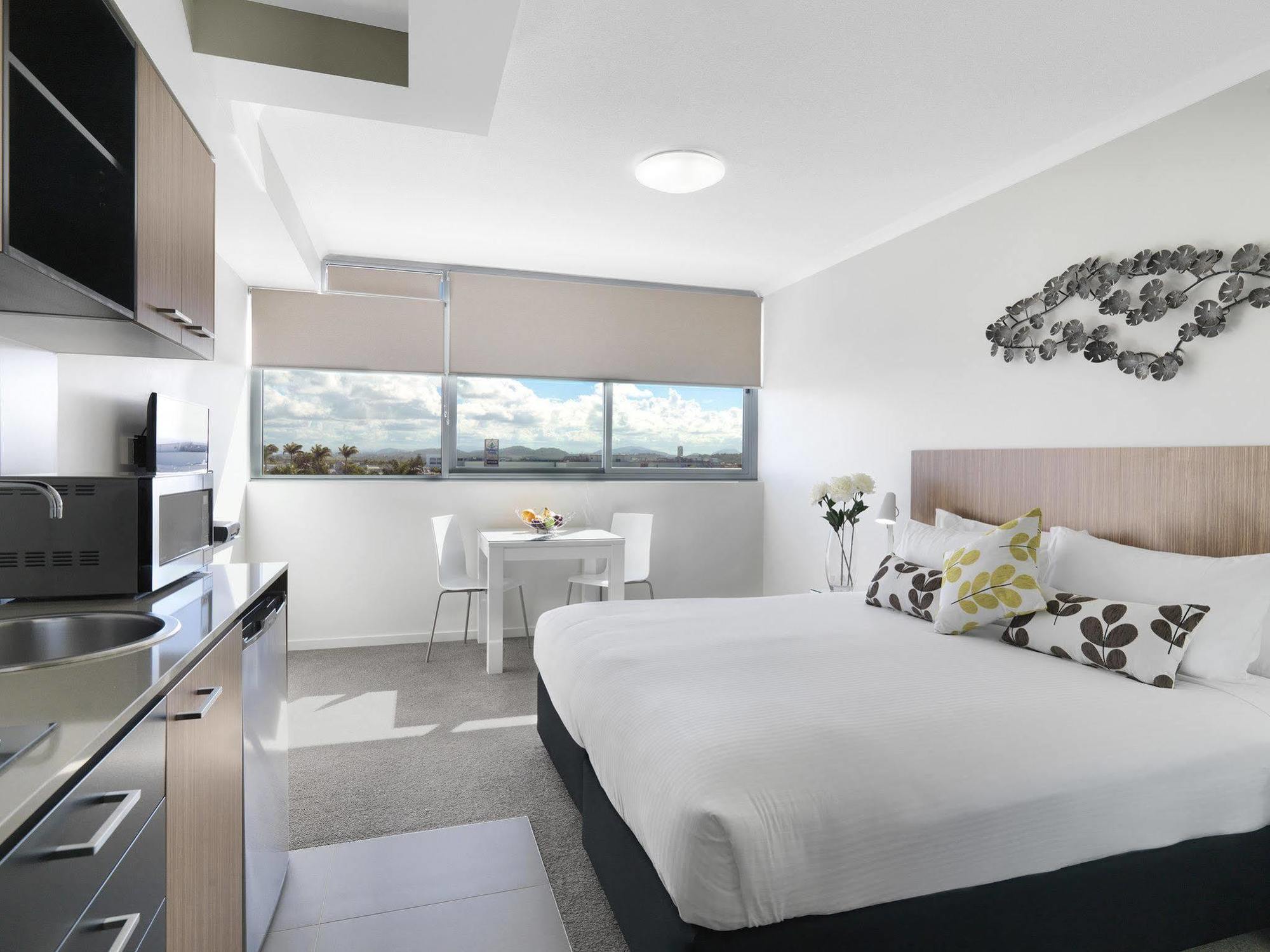 Oaks Mackay Rivermarque Hotel Экстерьер фото